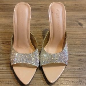 Sparkly women heels size 7.5